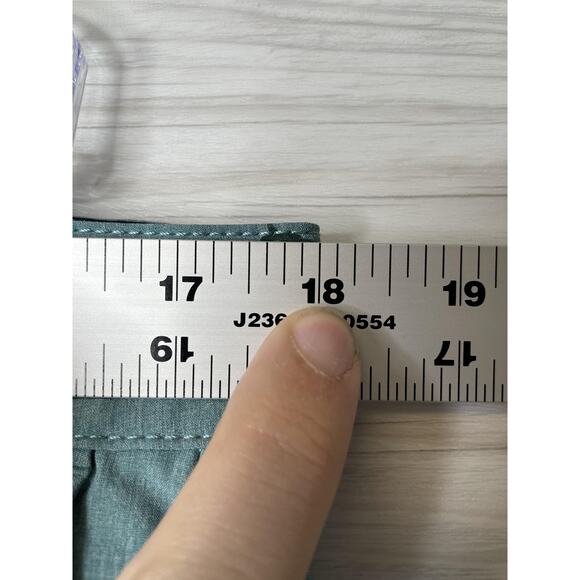 Atlantis WeatherGear Shorts Mens 34 Green Hammerhead Shark Print Stretch Chino - Picture 4 of 11